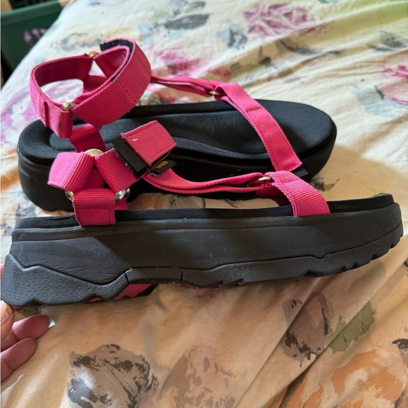 Teva jadito platform sandals size 11 - Picture 4 of 4